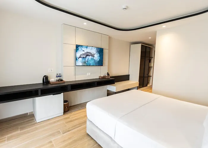 Fafa Sun - Adults Only