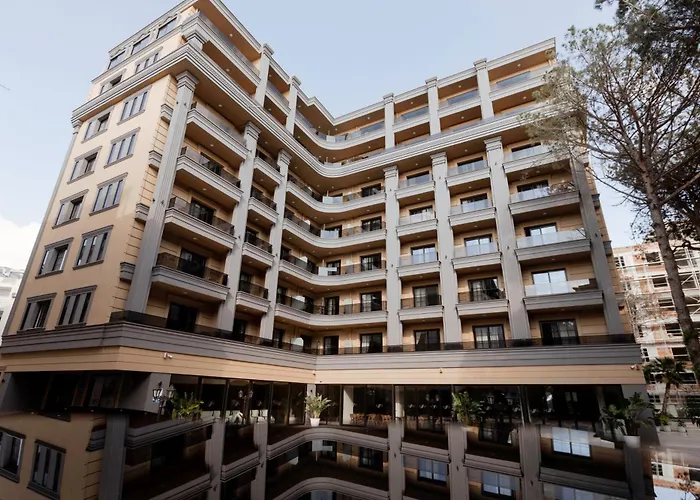 Fafa Sun - Adults Only Hotell Golem (Tirana)